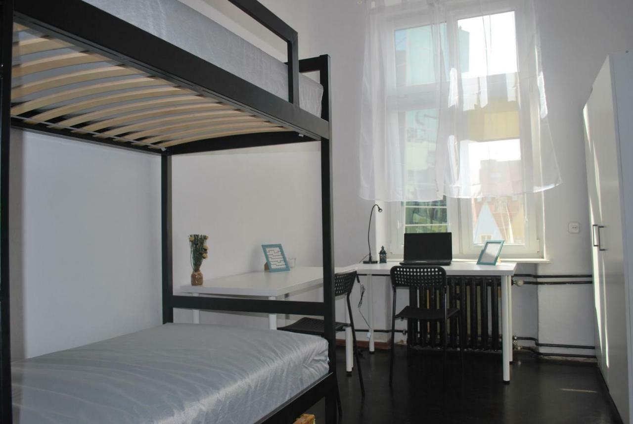 Pokoje W Cichym Mieszkaniu 50M Od Rynku Apartment วรอตซวาฟ ภายนอก รูปภาพ